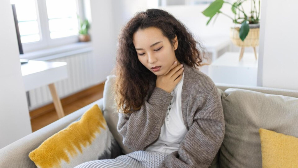 DIY Remedies For Cough And Sore Throat